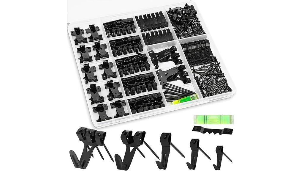complete 385 piece hanging set