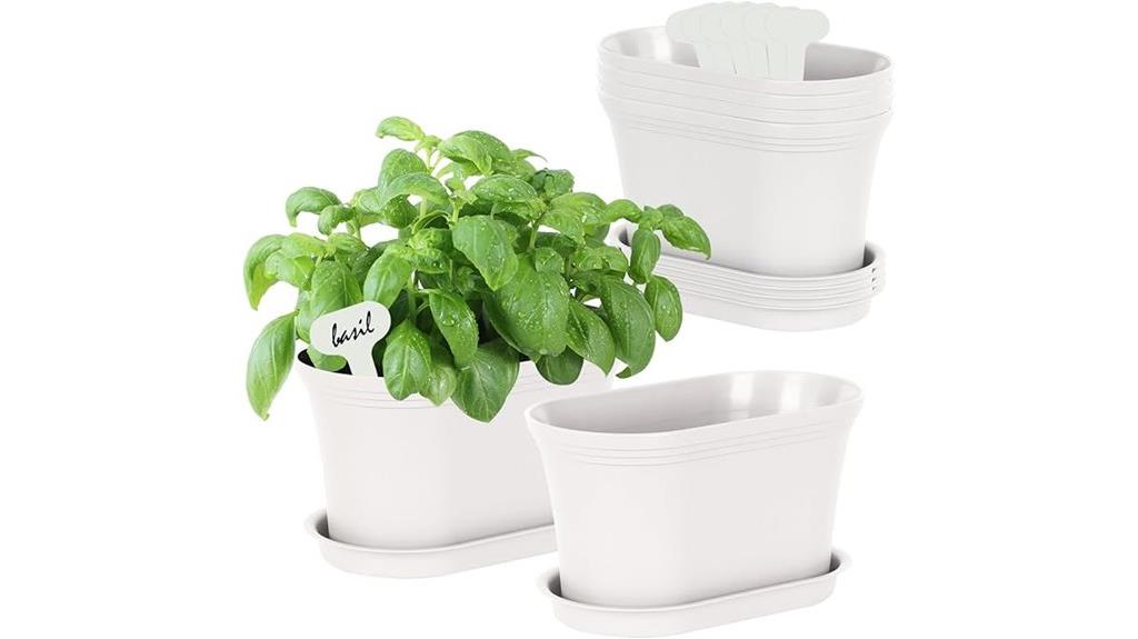 white plastic plant pots