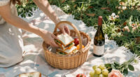 9 Best Romantic Outdoor Date Ideas in 2026